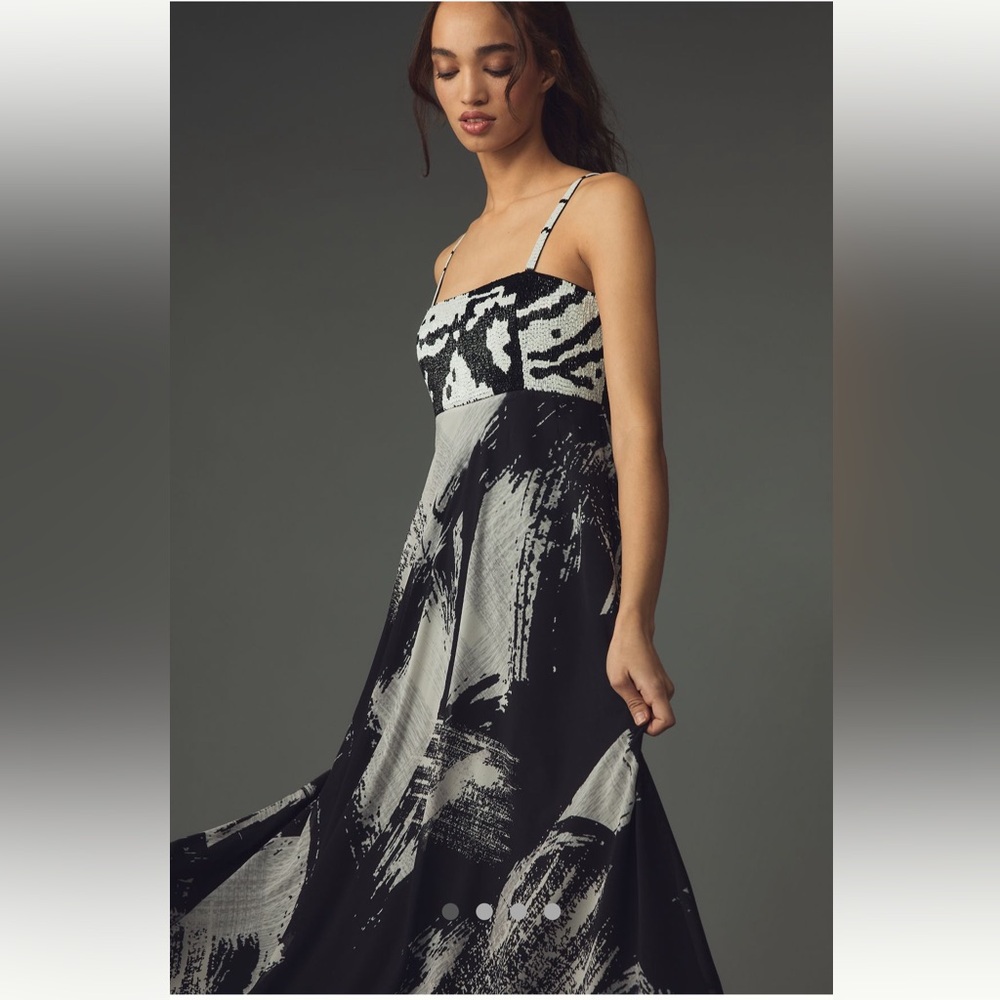 Anthropologie NWT Abstract Tiered Midi Dress size XXS.